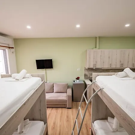 Aparthotel Roan Sarandë