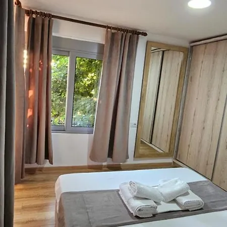 Roan Aparthotel Sarandë