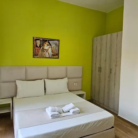 Roan Sarandë