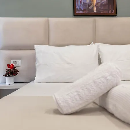 Apart Otel Roan Saranda