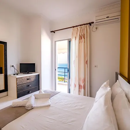 Aparthotel Roan *