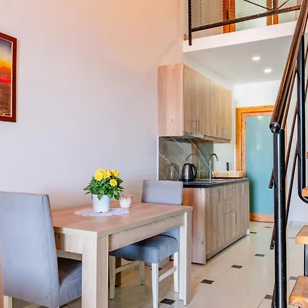 Aparthotel Roan Sarandë