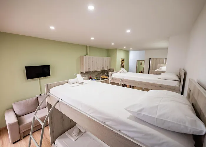 Lägenhetshotell Roan Sarandë