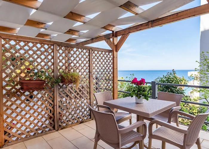 Roan Lägenhetshotell Sarandë